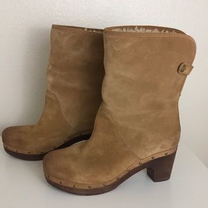 UGG Lynnea Clog Boots